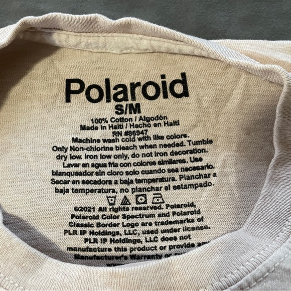 Polaroid crop top sz small/ medium - Picture 3 of 5